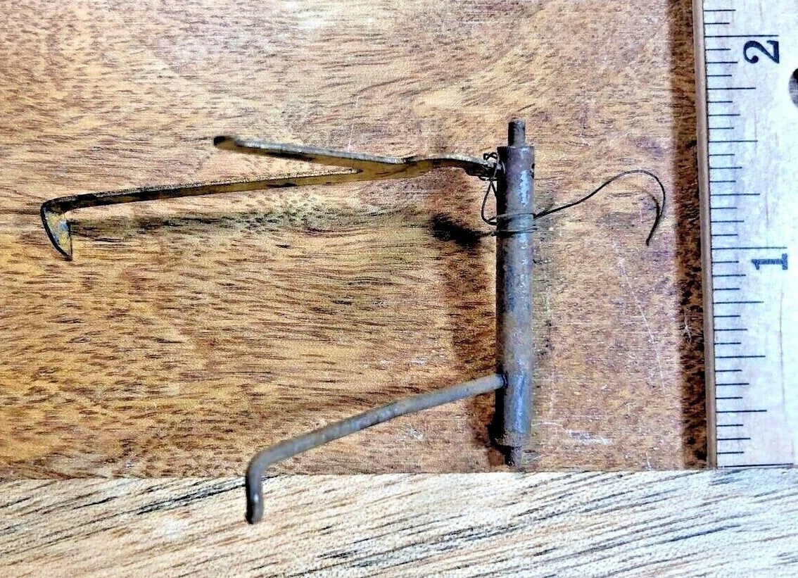 Gilbert Clock Movement (Stamped 1904) Drop Lever (See Pics To ID) (K7355)