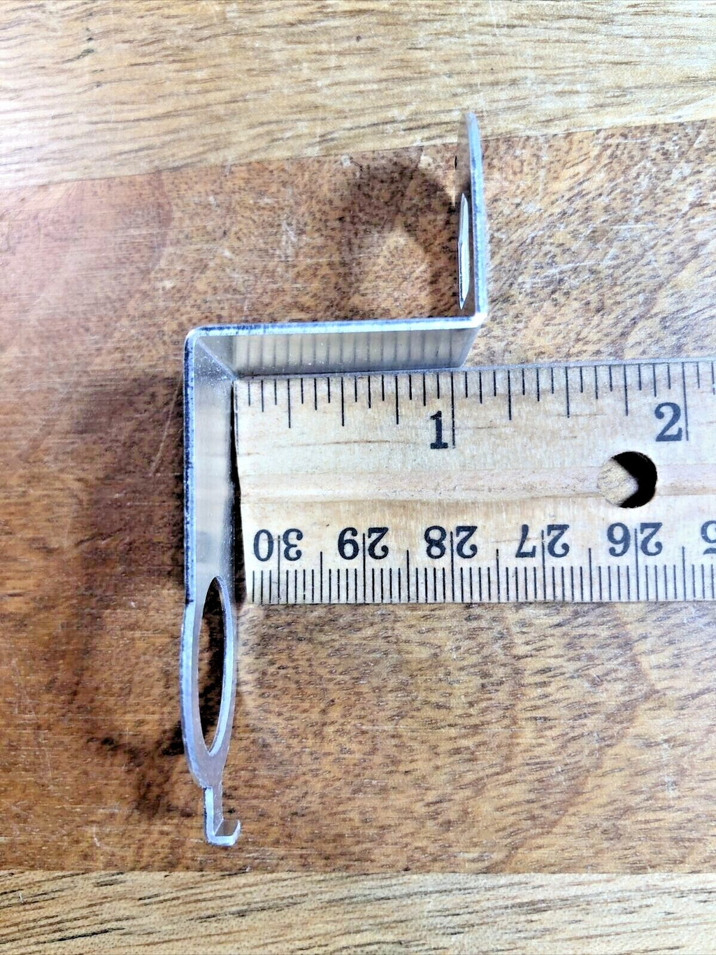 Vintage Metal Clock Hanger            (K7763)