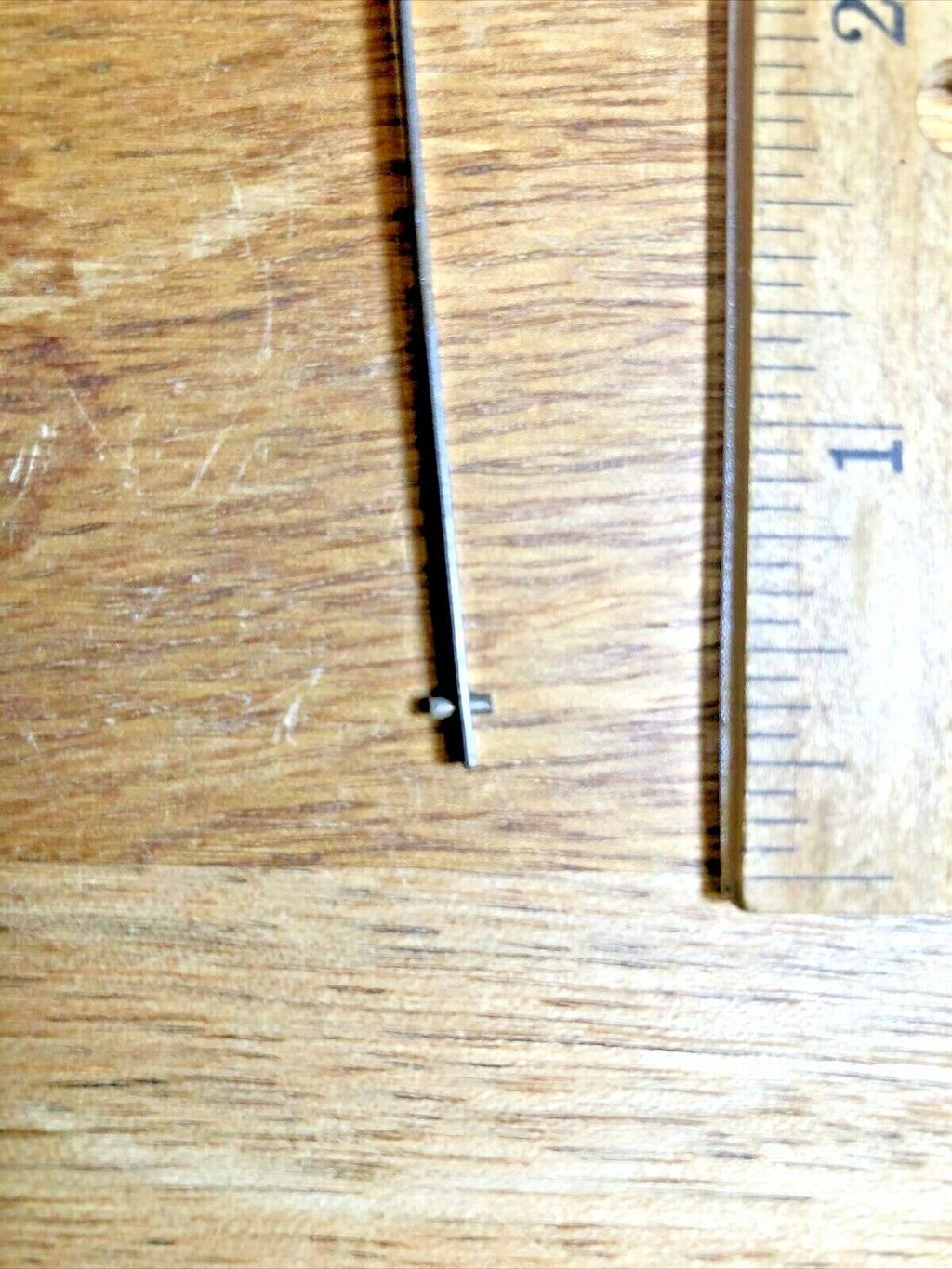 Old 2 3/4 Inch Pendulum Leader    (K5390)