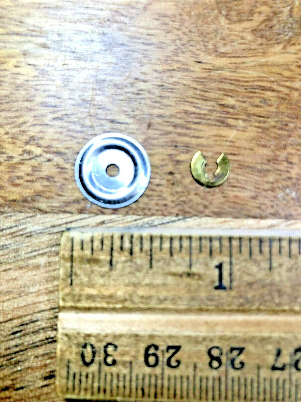 Chinese Clock Movement Hour Wheel Retaining Clip and Washer (K6868)