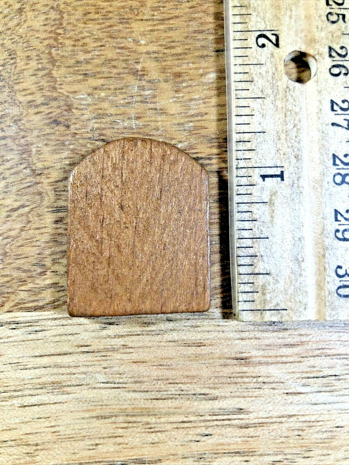 Wood Cuckoo Clock Door 31.96mm X 25.62mm   (K5057)