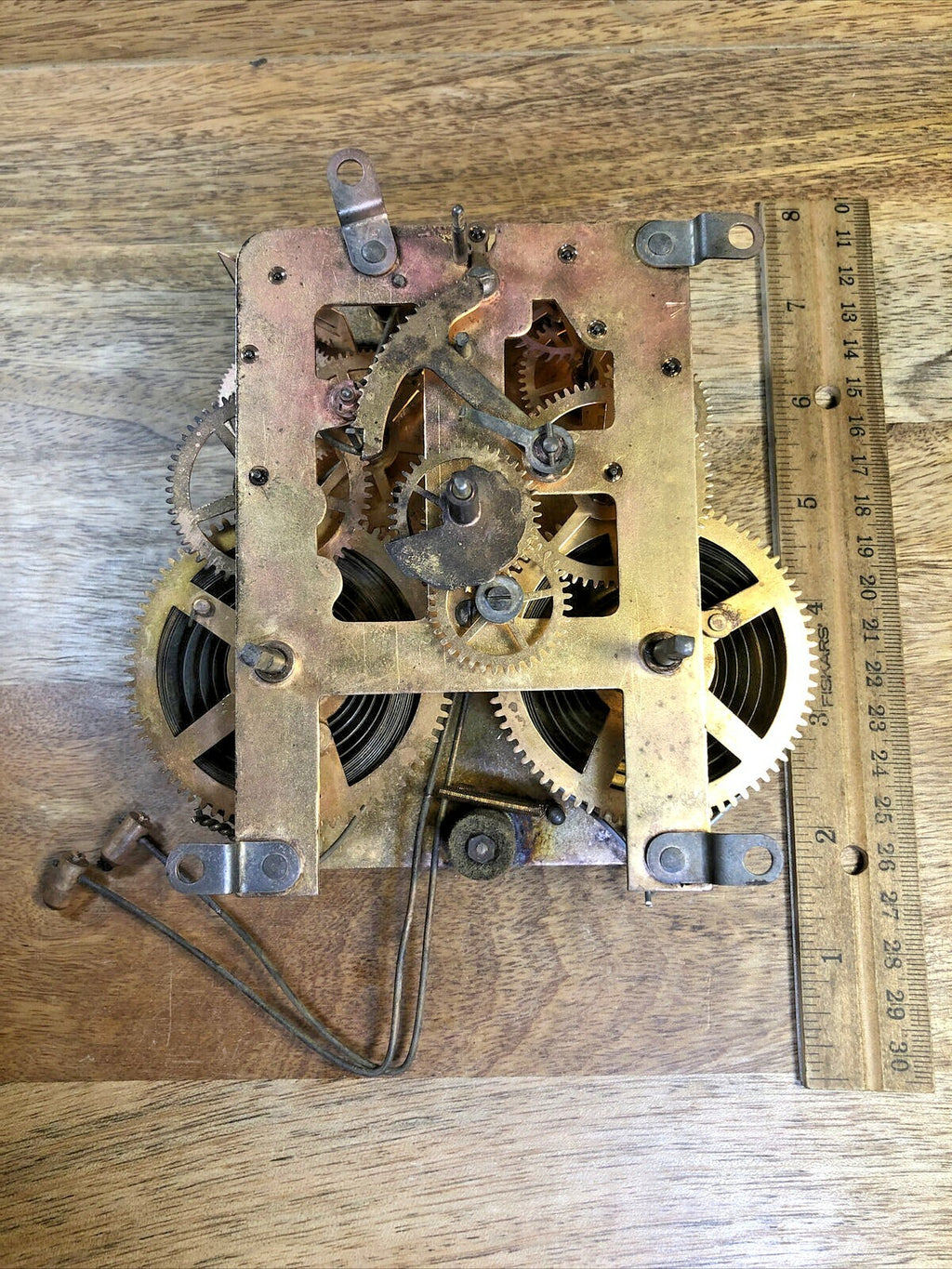 Old Solid Back Waterbury Clock Movement Fly Assembly (See Pics to ID)   (K6536)
