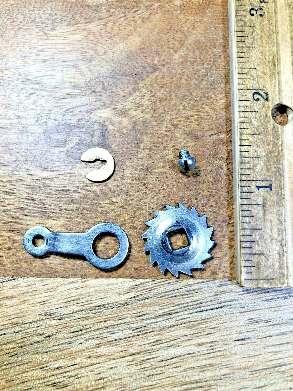 Chinese Clock Movement Click Wheel (See Pics To ID Mvmt) (K6864)