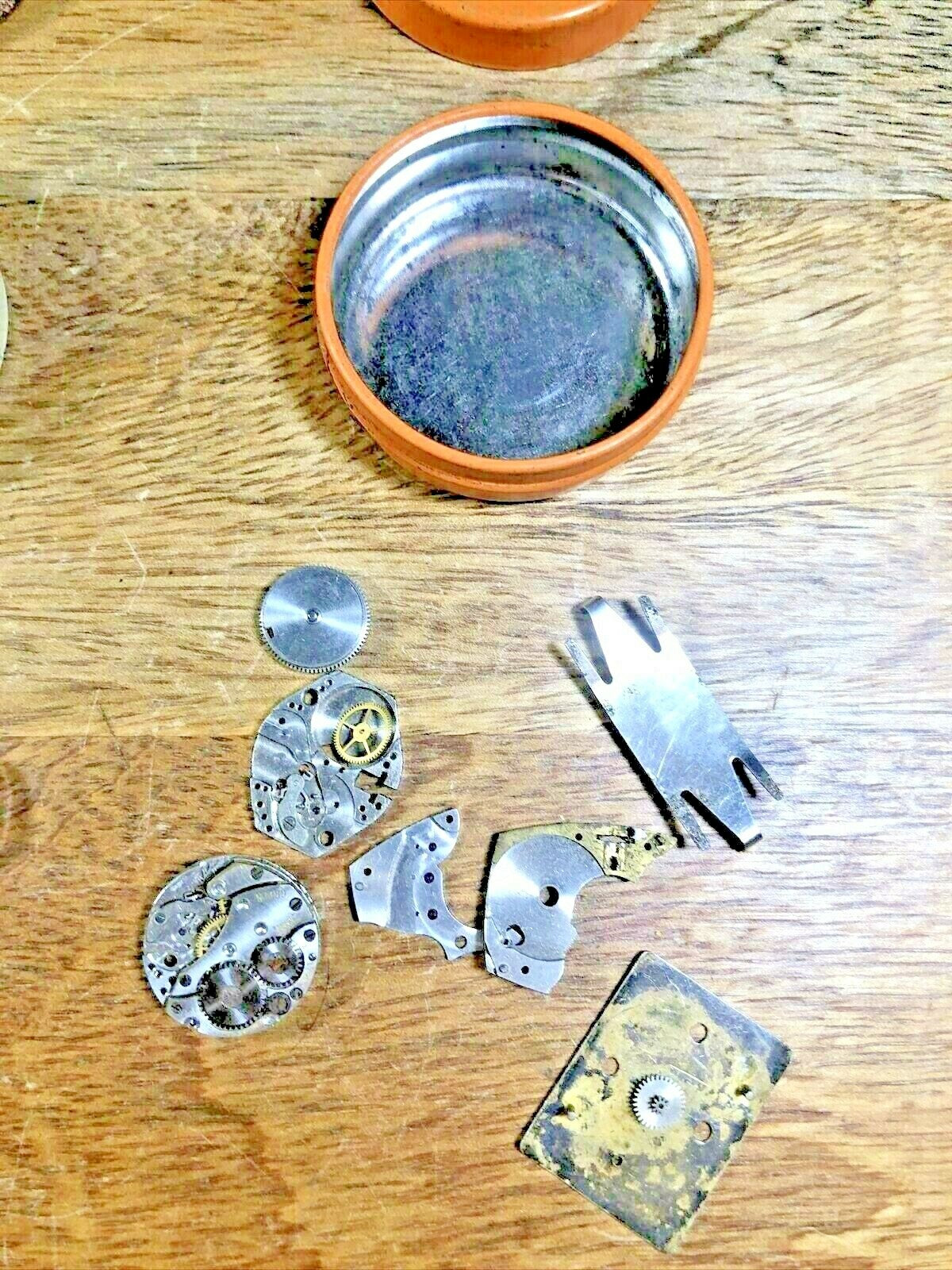 Assorted Watch Movements and Parts (For Parts/Repair) (Lot 1892)