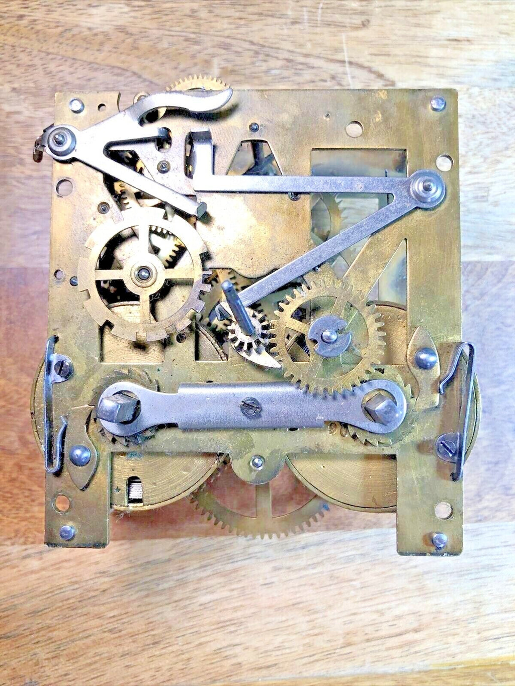 Mauthe Clock Movement (Stamped 45/100) Click Wheel Retainer (K7322)