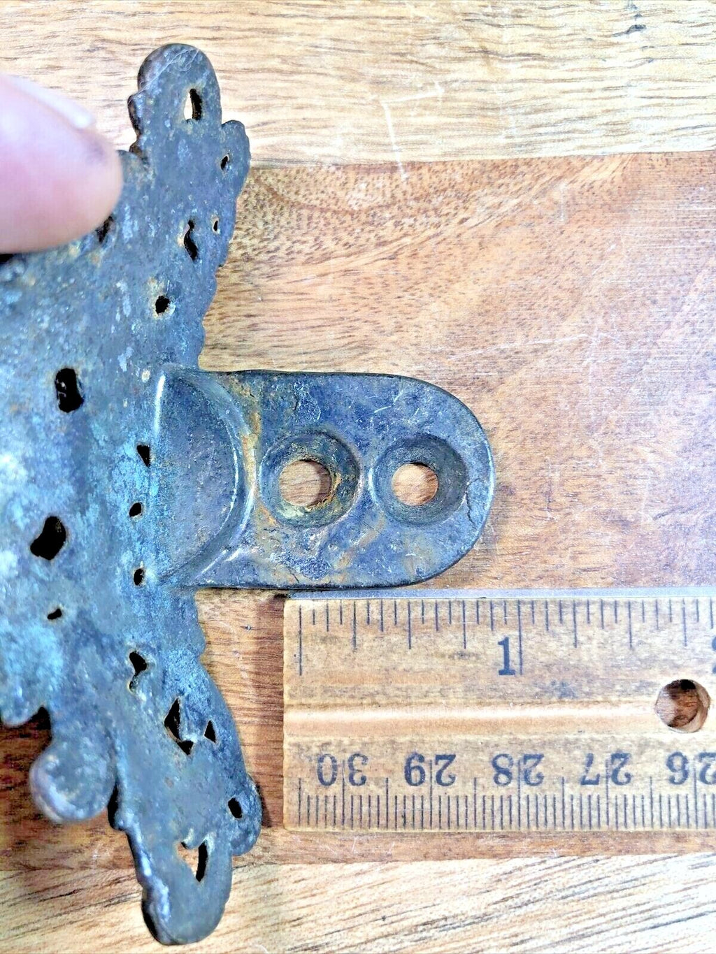 Antique Clock Foot (K7237)