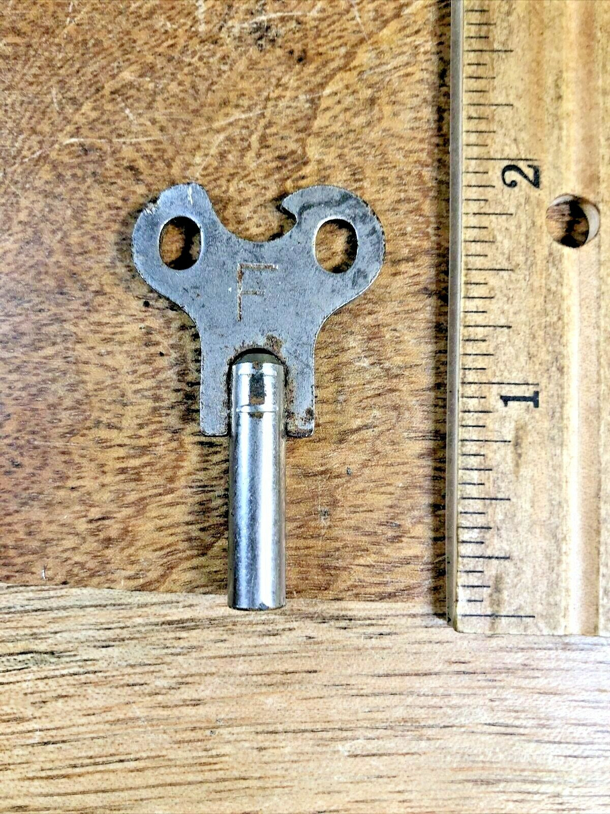 #6 Clock Winding Key, Size 3.75 mm/ # 6   (Clock Key Lot K6201)