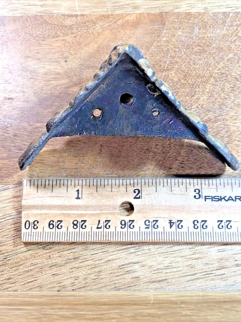 Old Black Mantle Clock Foot (K7621)