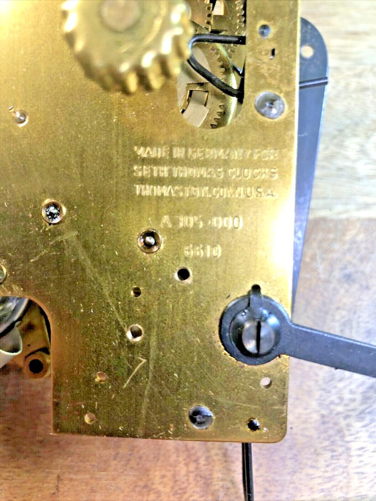 Seth Thomas A305-000 Clock Movement Mounting Brackets    (K8235)