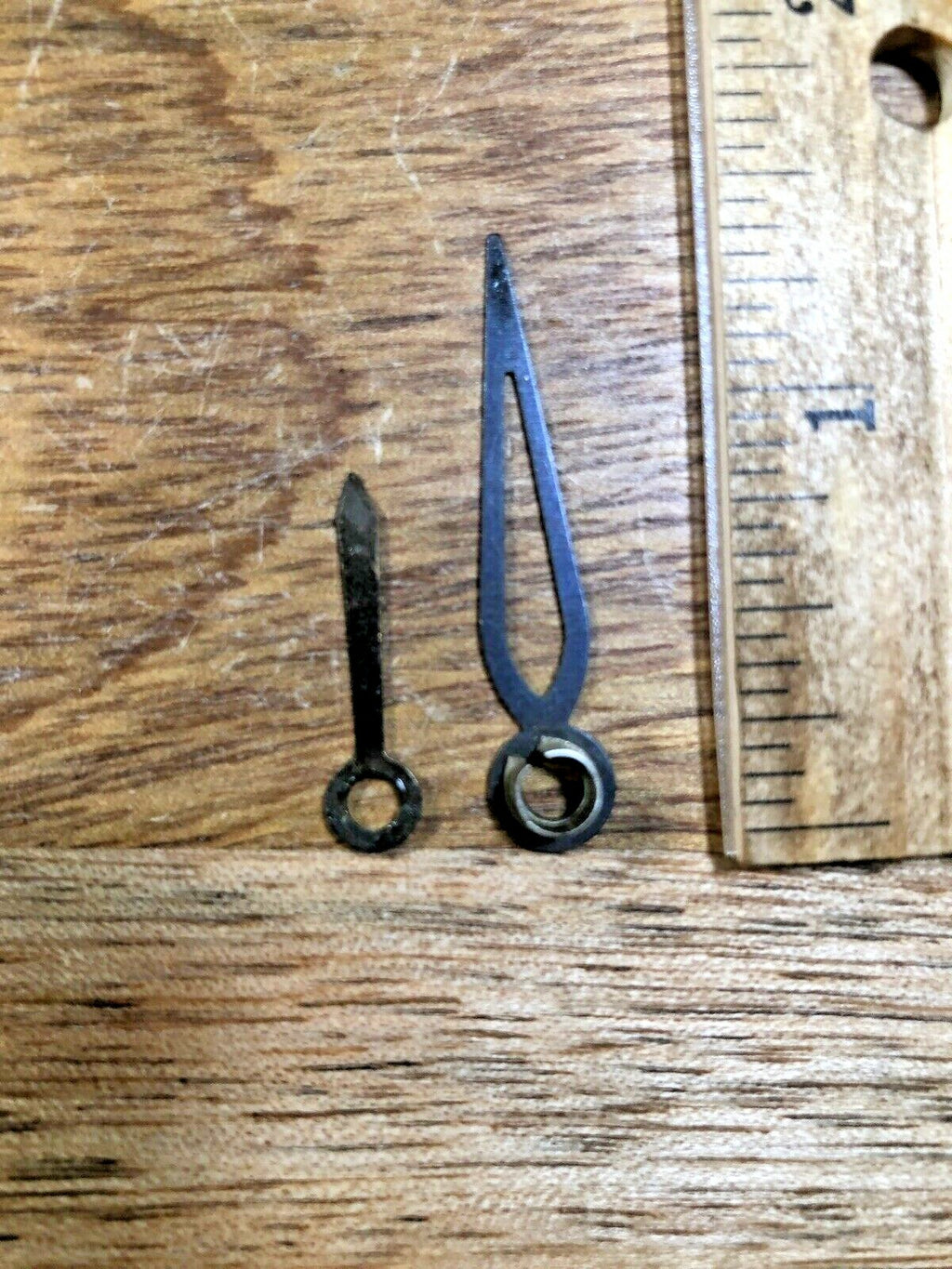 Clock Hands                     (Clock Hands Lot K1431)