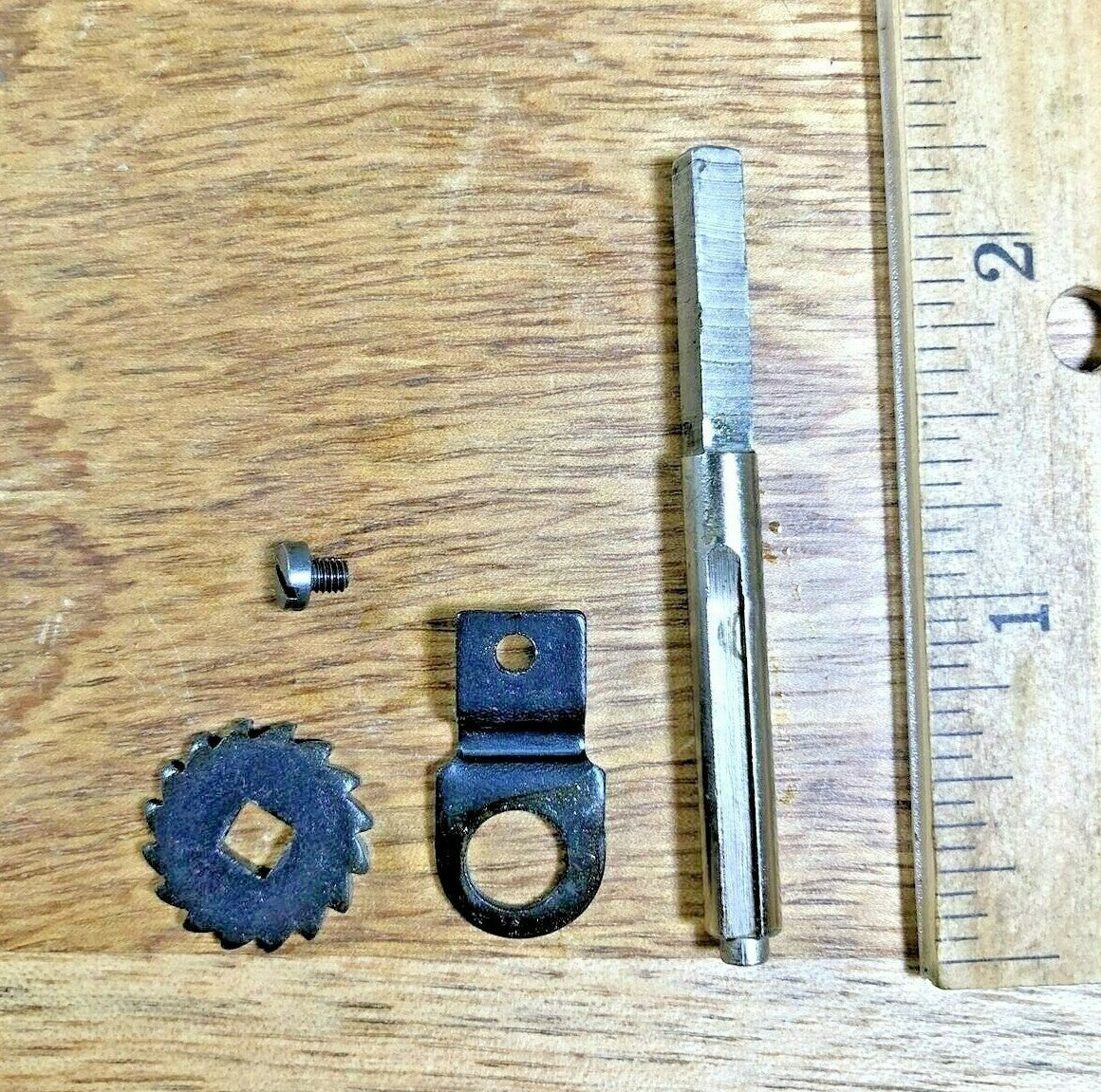 Franz Hermle Winding Arbor and Ratchet Wheel   (K5483)