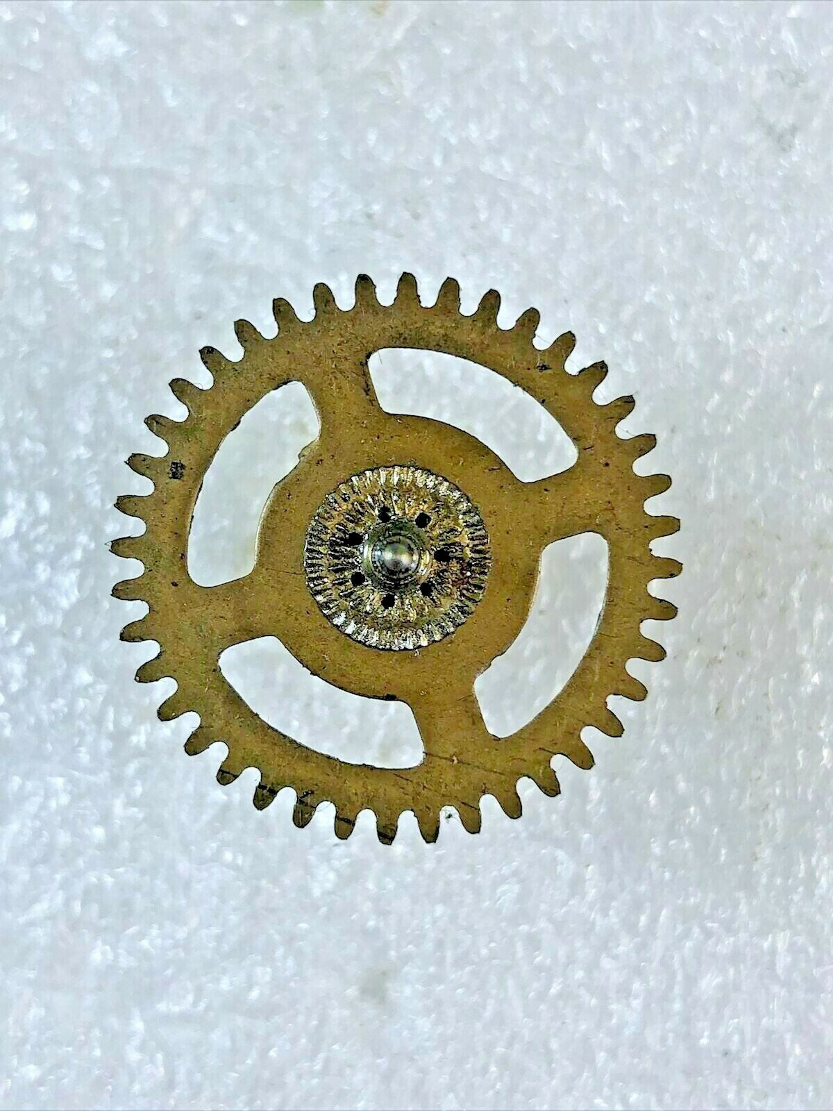 Korean Clock Movement Strike Side 5th Wheel (See Pics To ID Movement) (K6216)