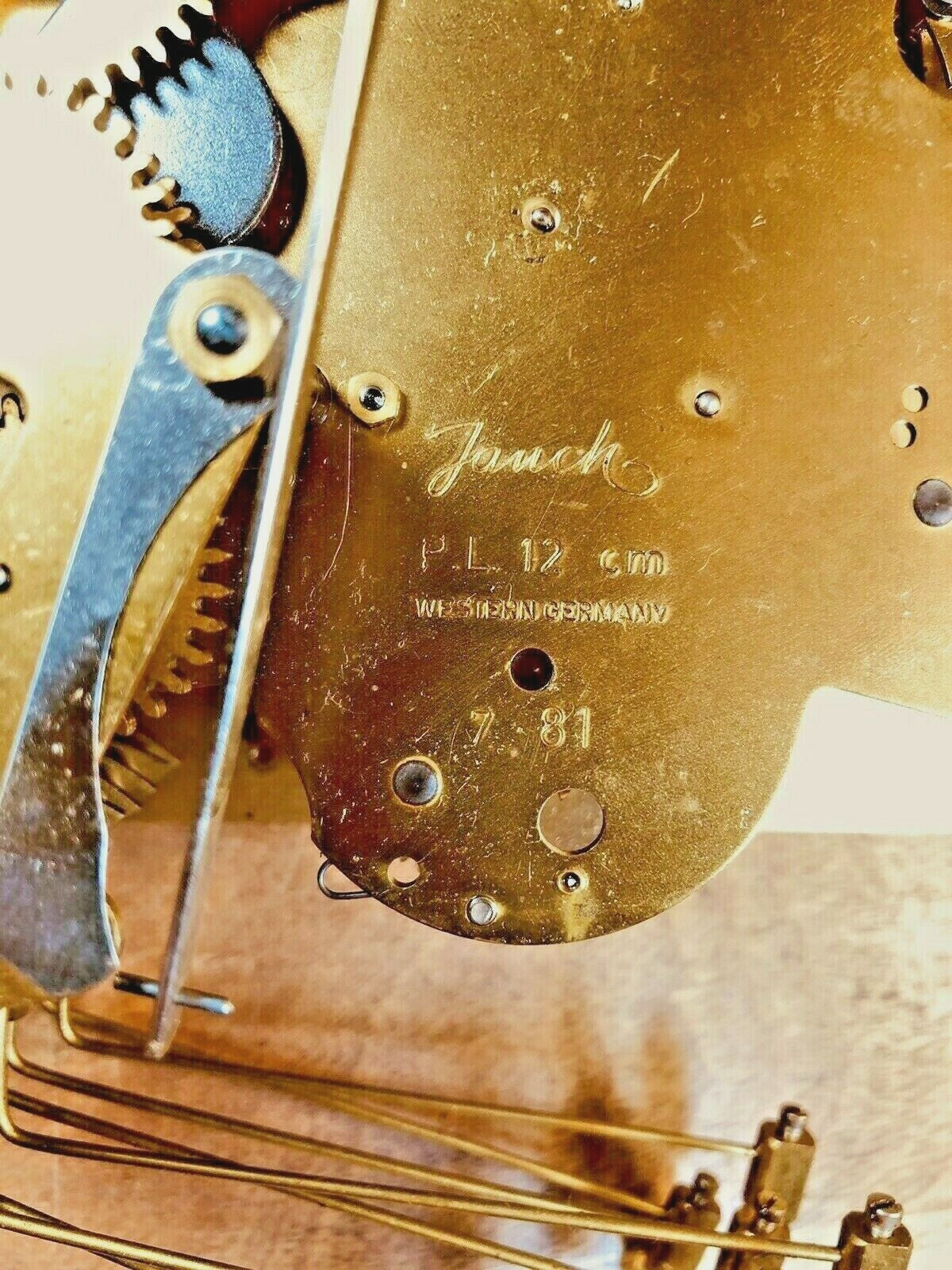 Jauch Triple Chime Clock Chime Selector (See Pics to ID Mvmt) (K6131)