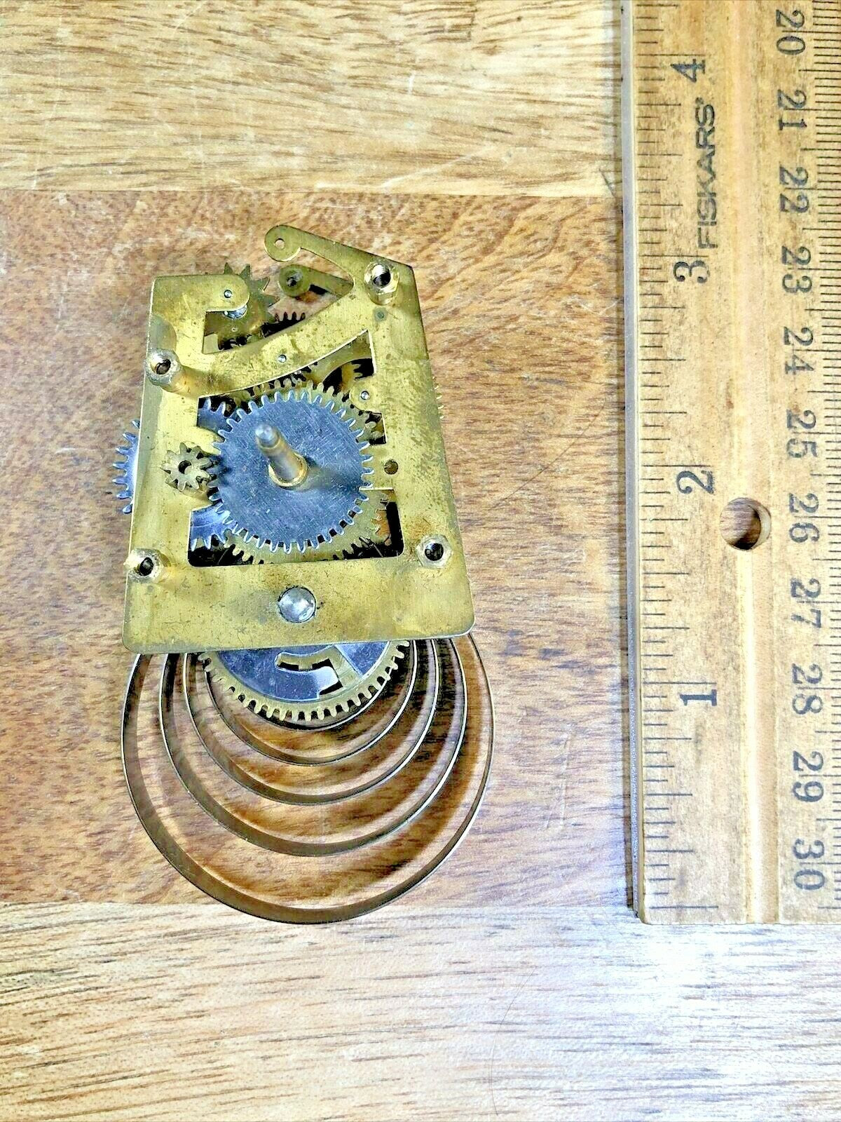 Small Hauser Novelty Clock Movement 4th Wheel  (K6490)