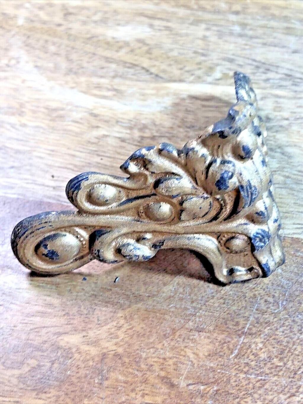 Old Black Mantle Clock Foot (K7621)