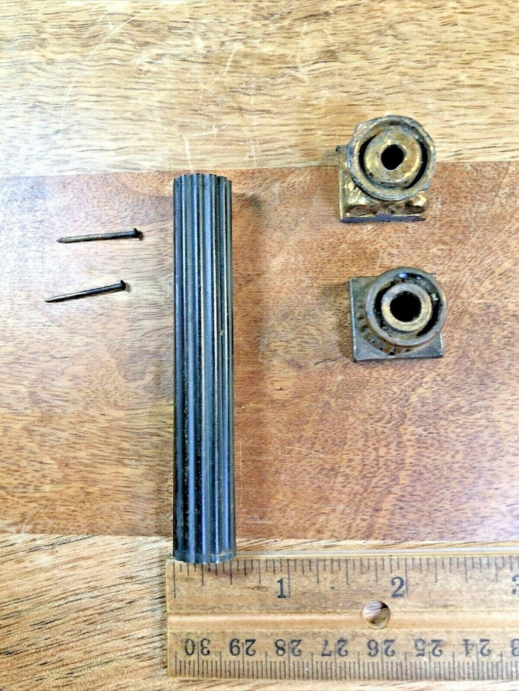 Antique 4 11/16 Inch Long Round Mantle Clock Column     (K6971)