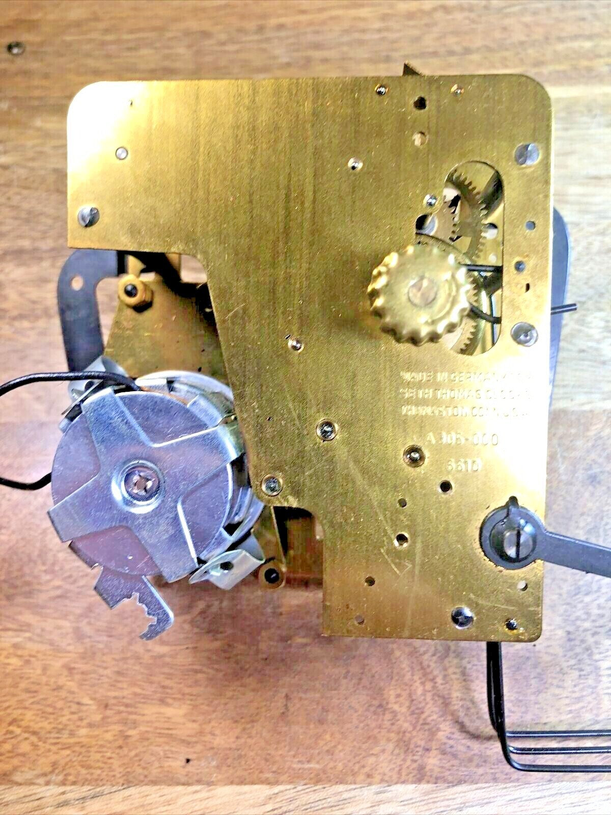 Seth Thomas A305-000 Clock Movement 2nd Wheel    (K8236)