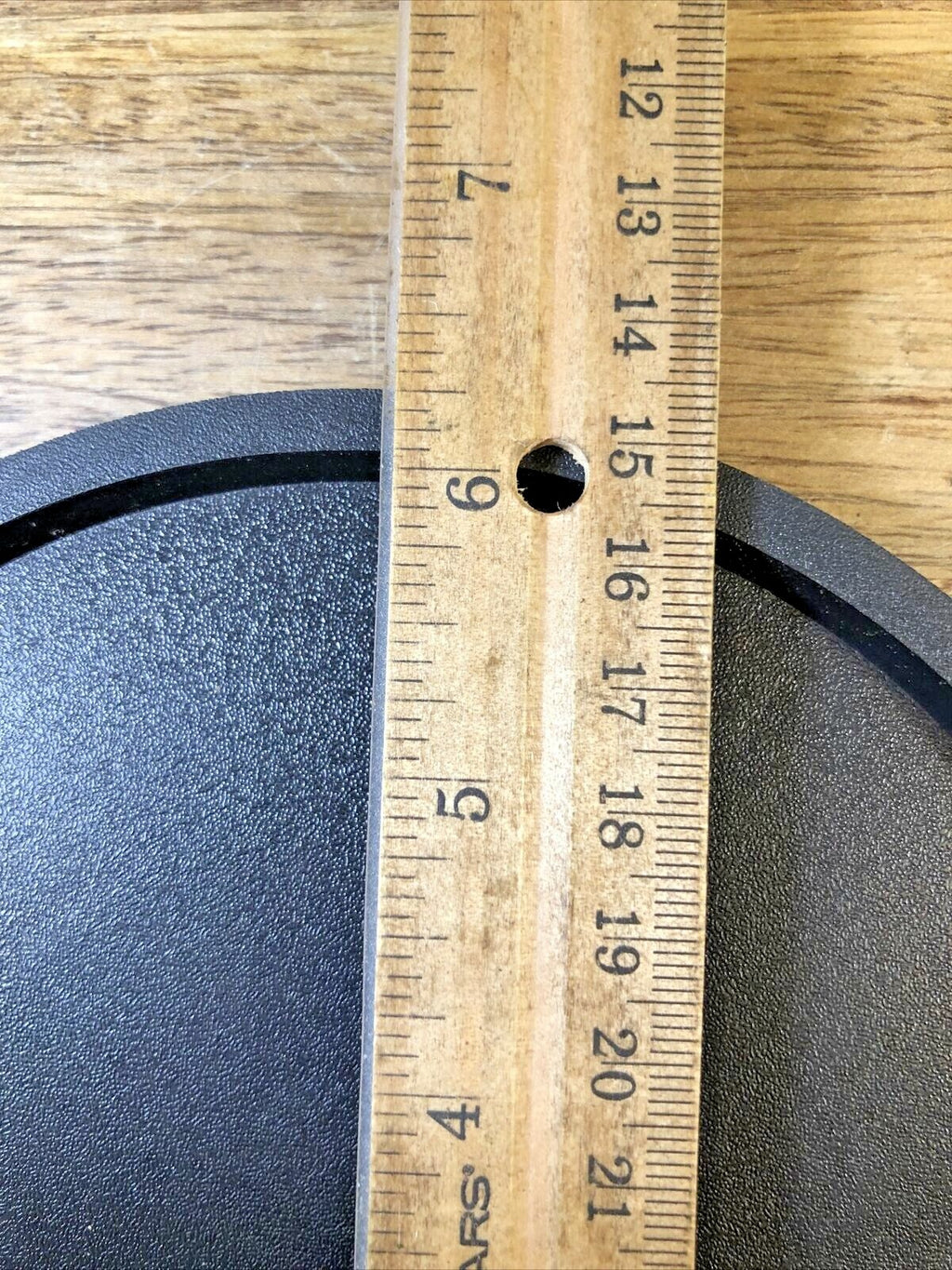 Plastic Mantel Clock Back Door  (K5986)
