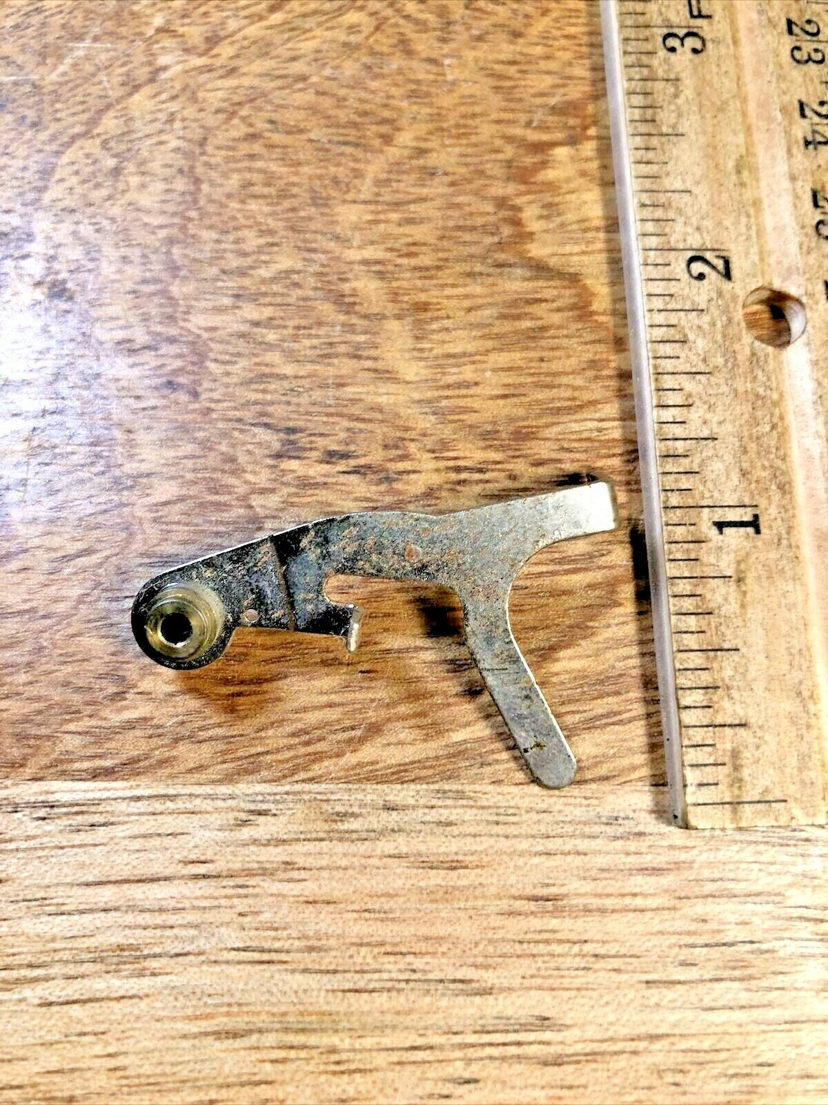 Seth Thomas A401-003 Clock Movement Rack Lever    (K5804)