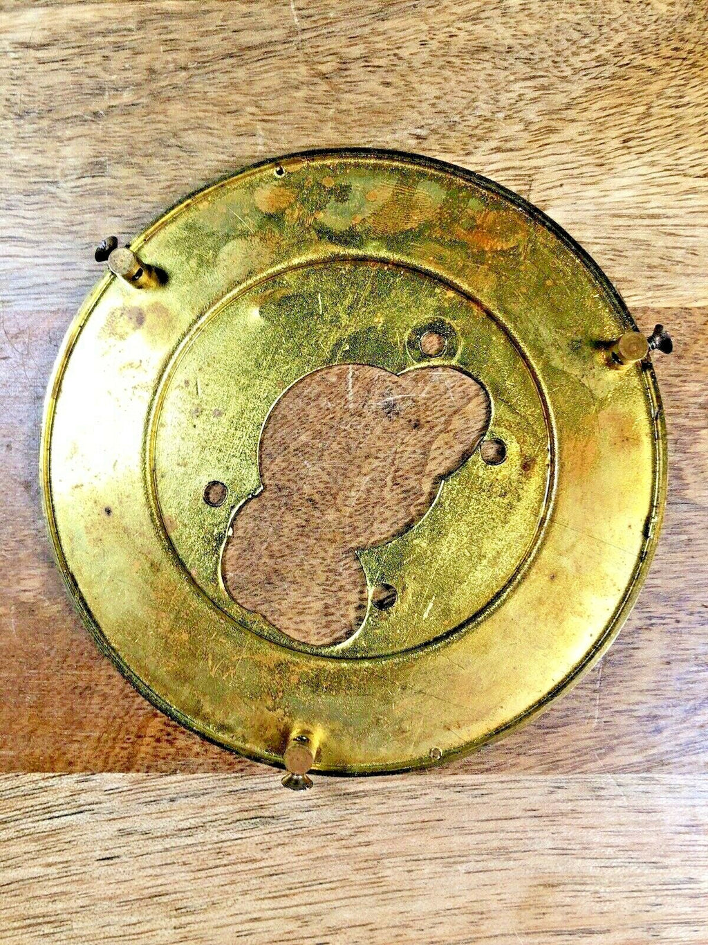 Old Clock Dial Pan Mounting Plate 4.47 Inch Or 113.76mm Outer Diameter (K6087)