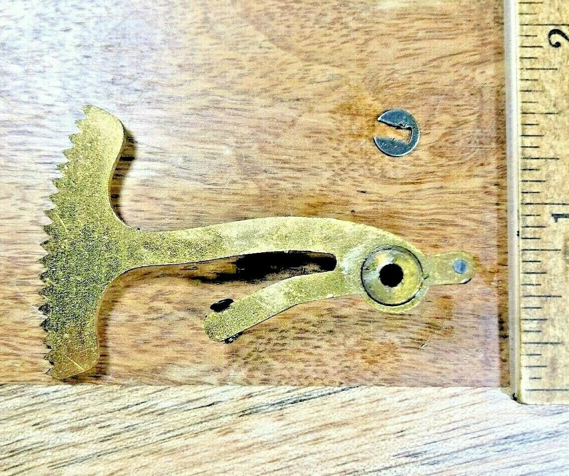 Mauthe Clock Movement (#2) Rack  (See Pics to ID Movement) (K7138)