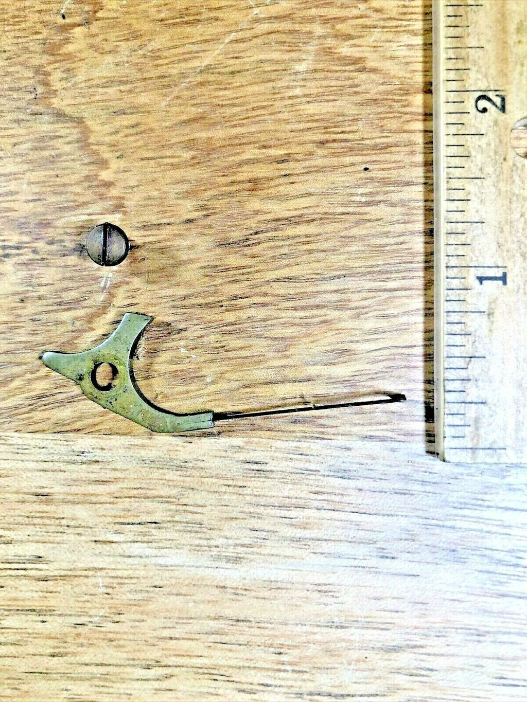 Junghans W 278 / 201 Clock Movement Ratchet Wheel Click Spring      (K5552)