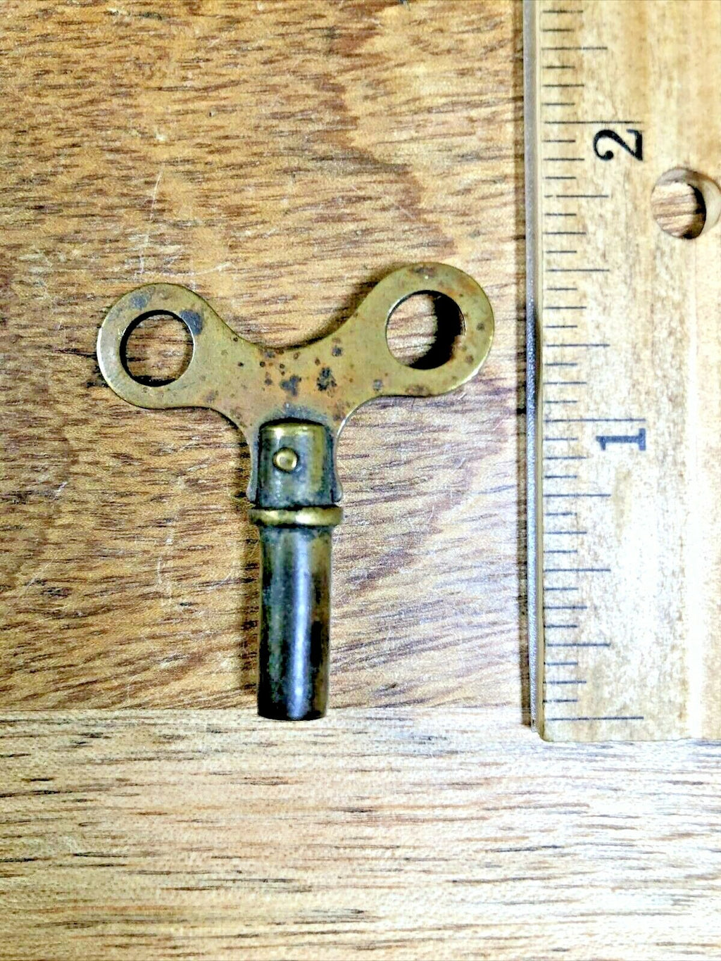Clock Winding Key 4 / 3.25mm    (K2087)