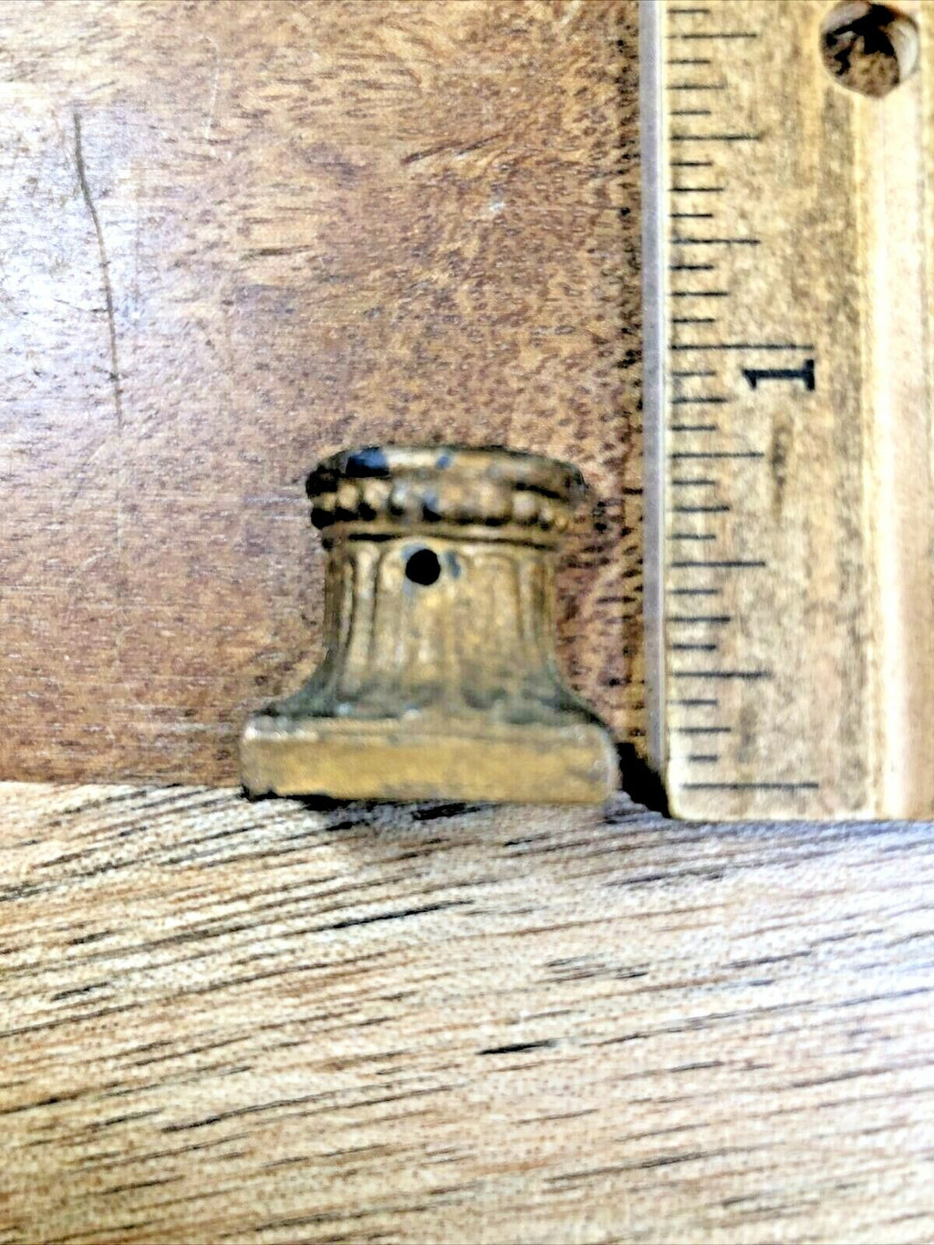 Antique Black Mantel Clock Column Bottom          (K6945)