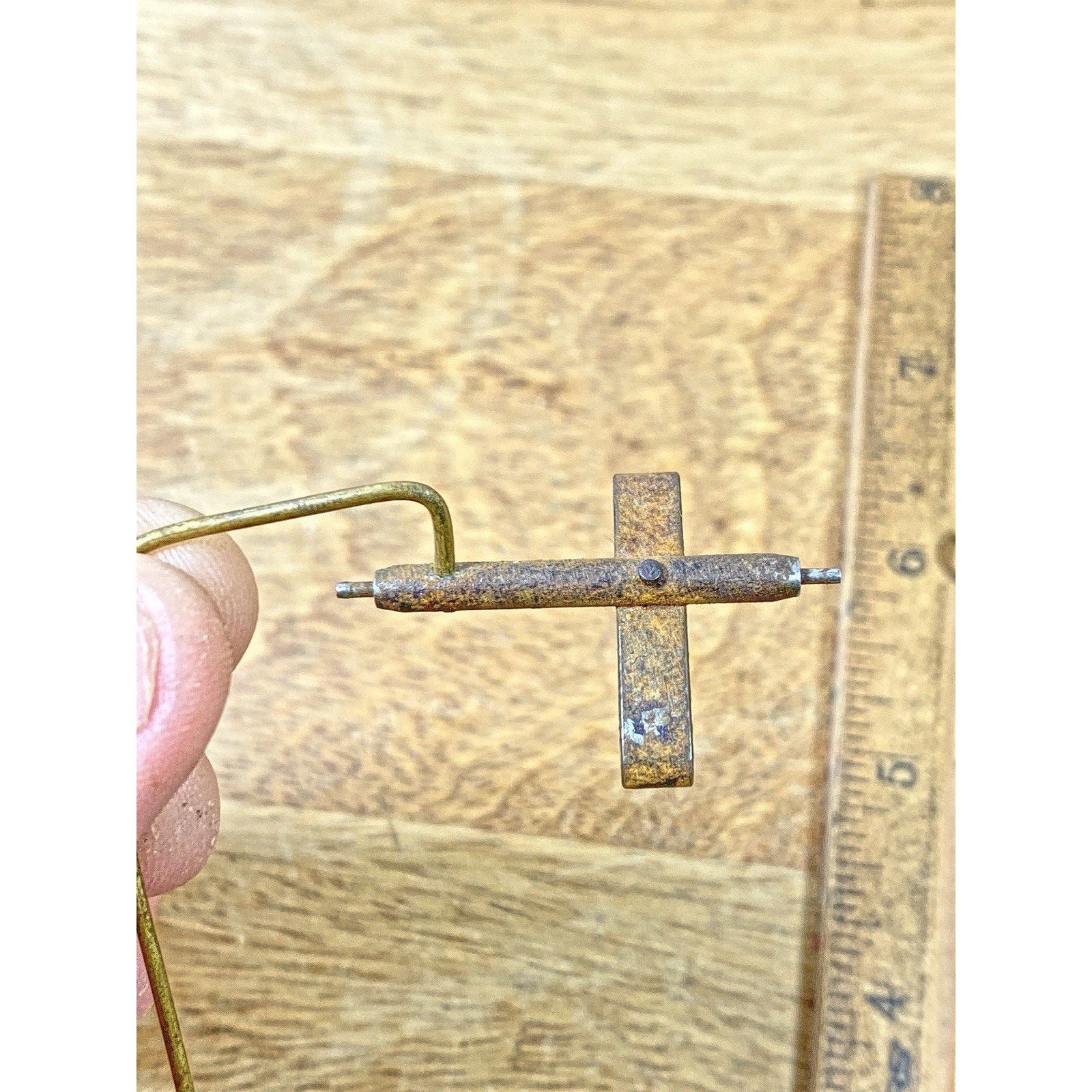 Clock Movement Verge (30.7mm Length, 17.8mm Between Teeth, 1.1mm Pivot) (KD3156)