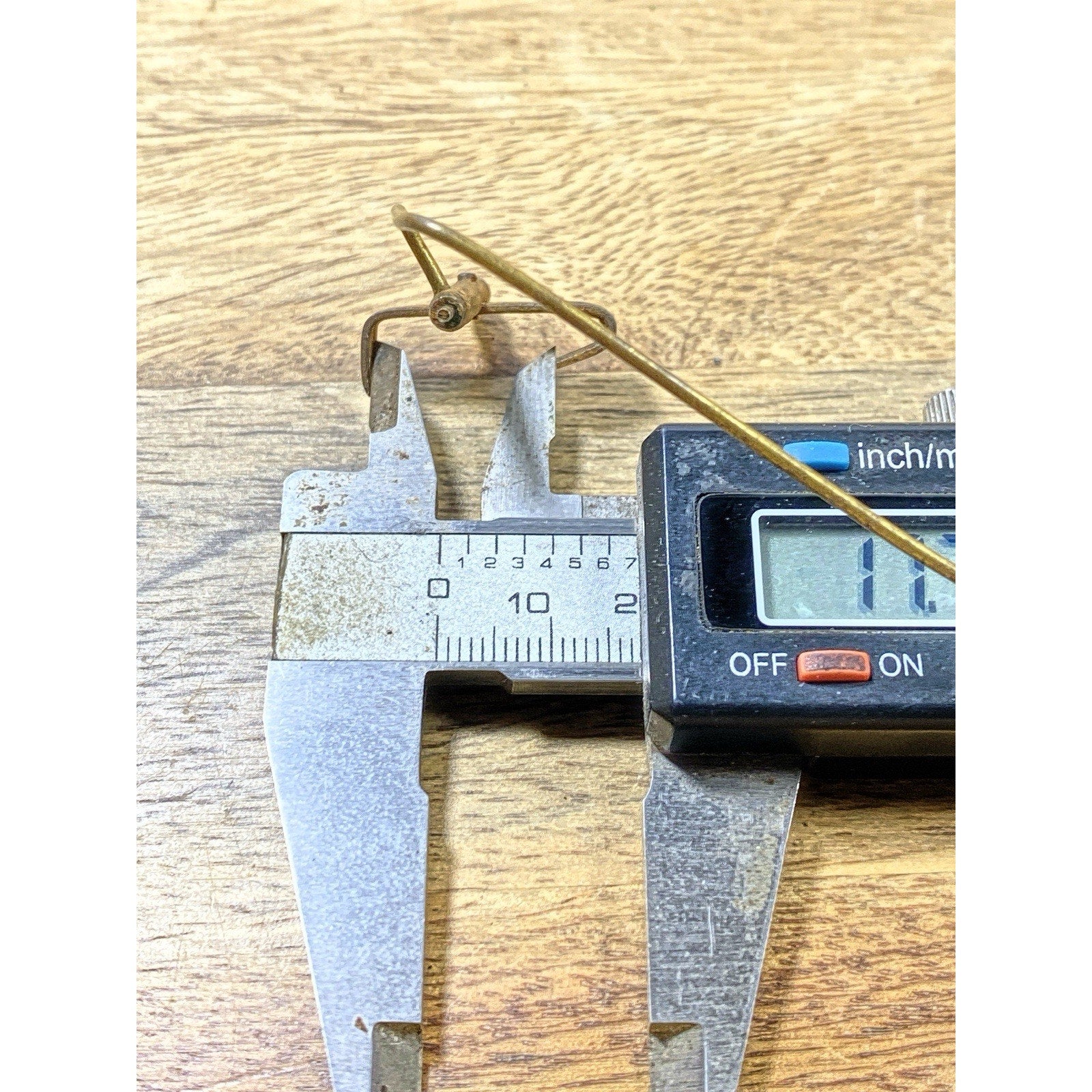 Clock Movement Verge (30.7mm Length, 17.8mm Between Teeth, 1.1mm Pivot) (KD3156)