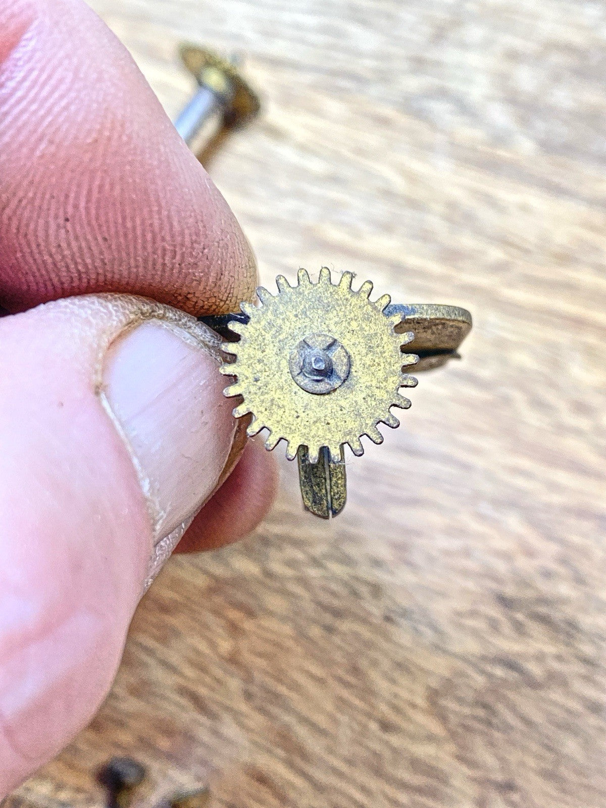 New Haven Clock Movement Pendulum Bridge (See Pics to ID Mvmt) (KD2534)