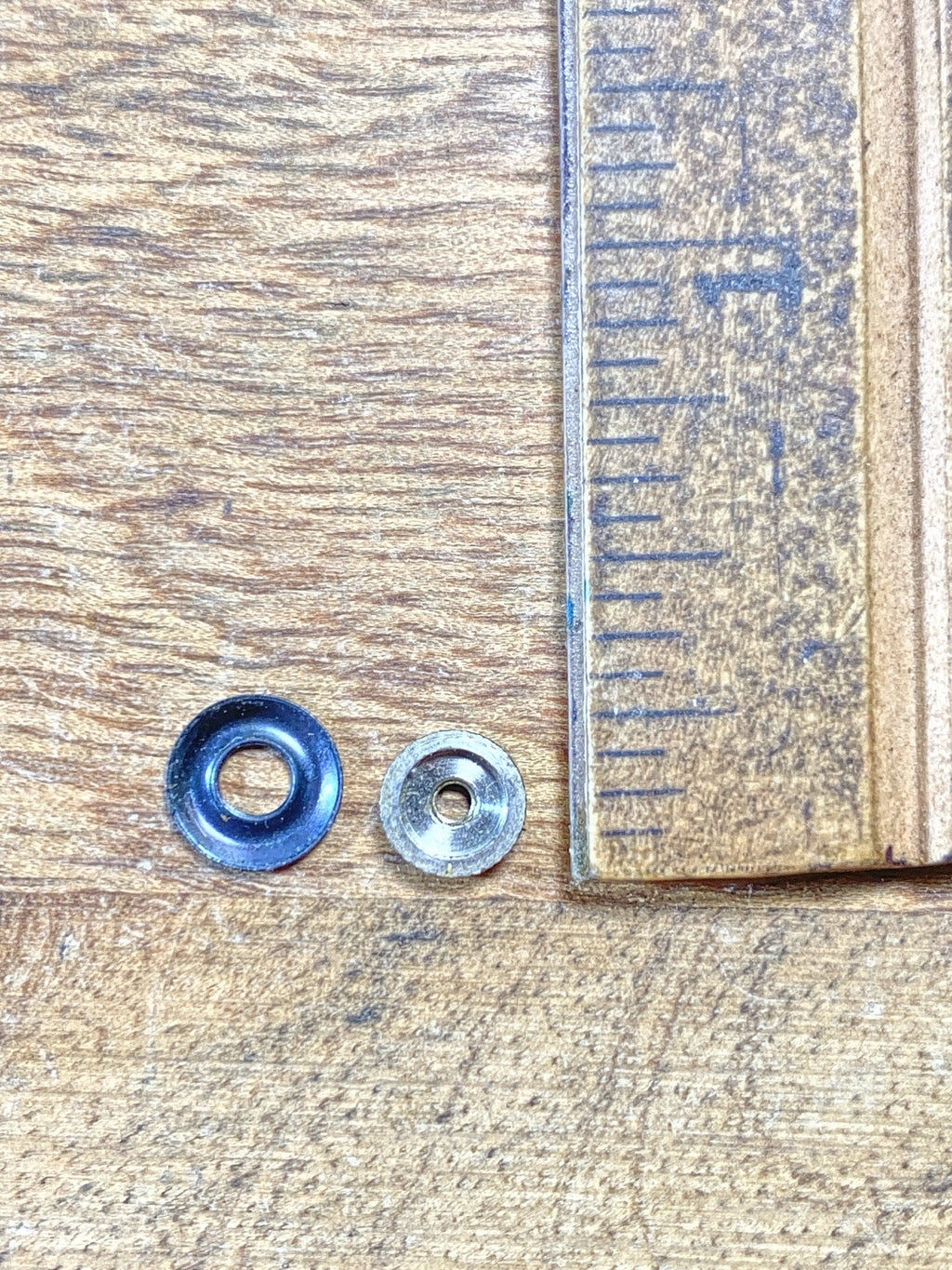 Ingersoll Clock Movement Hands Nut (See Pics To ID Movement) (KD2391)