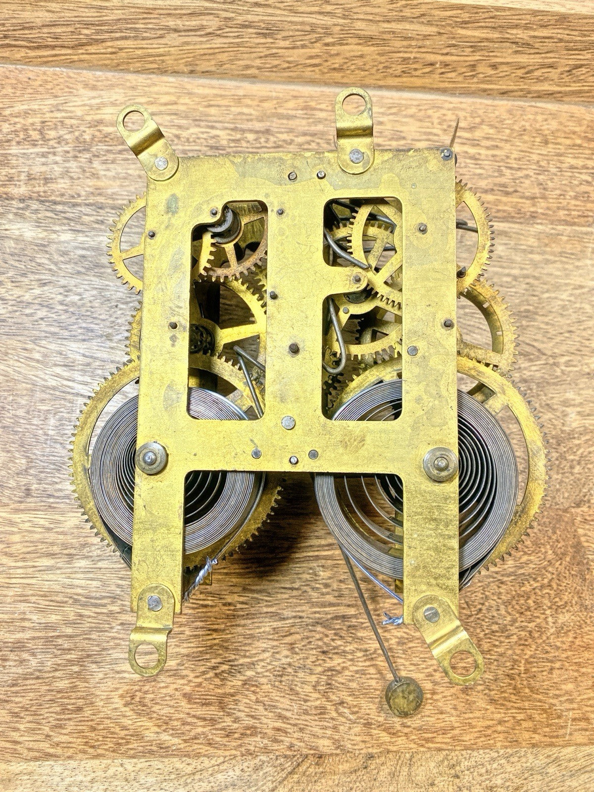 Ingraham Clock Movement (Pat 78/79) Hammer (See Pics To ID) (KD2508)