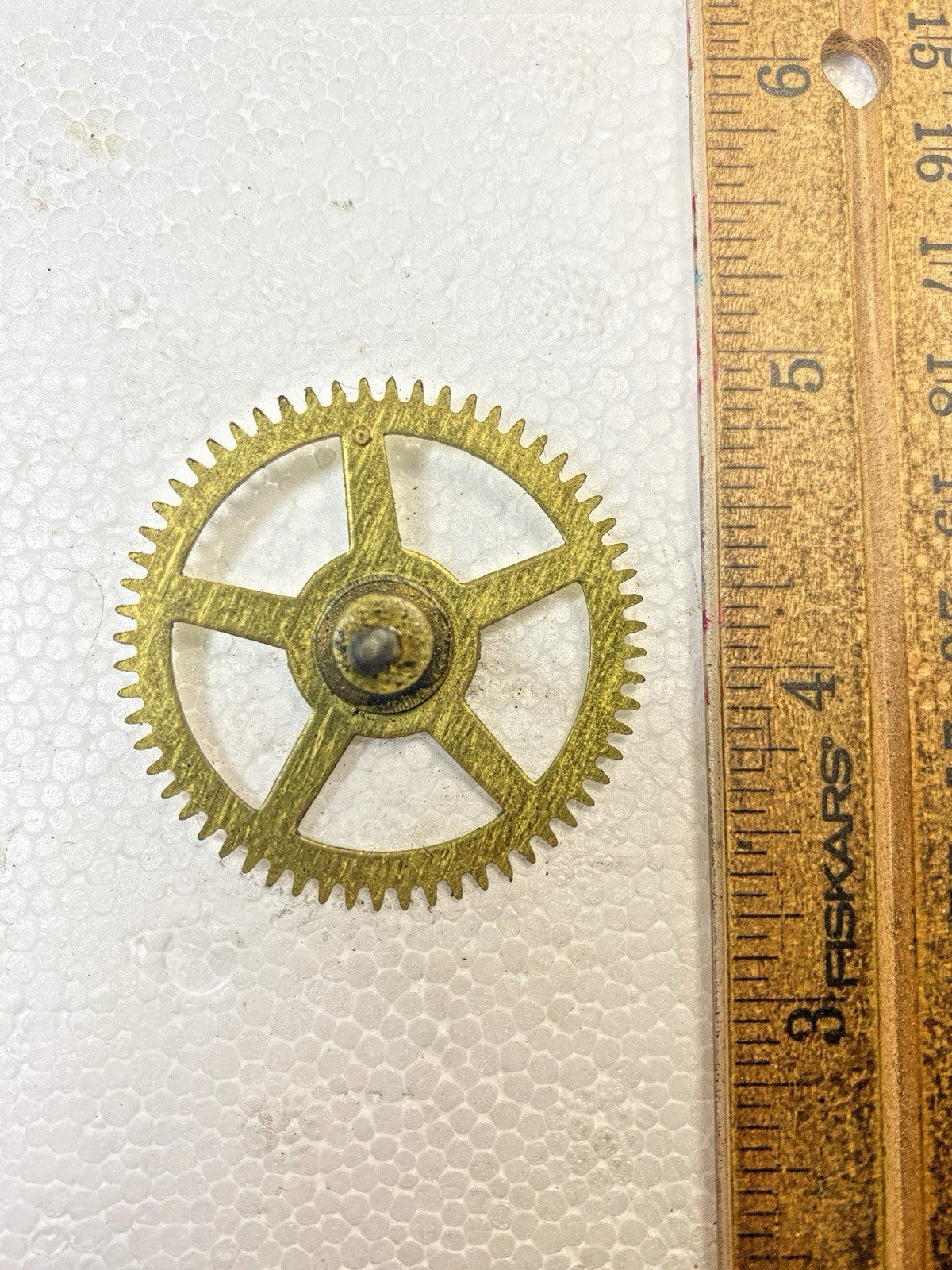 Unmarked Clock Movement Strike Side 4th Wheel (See Pics To ID)  (KD2475)