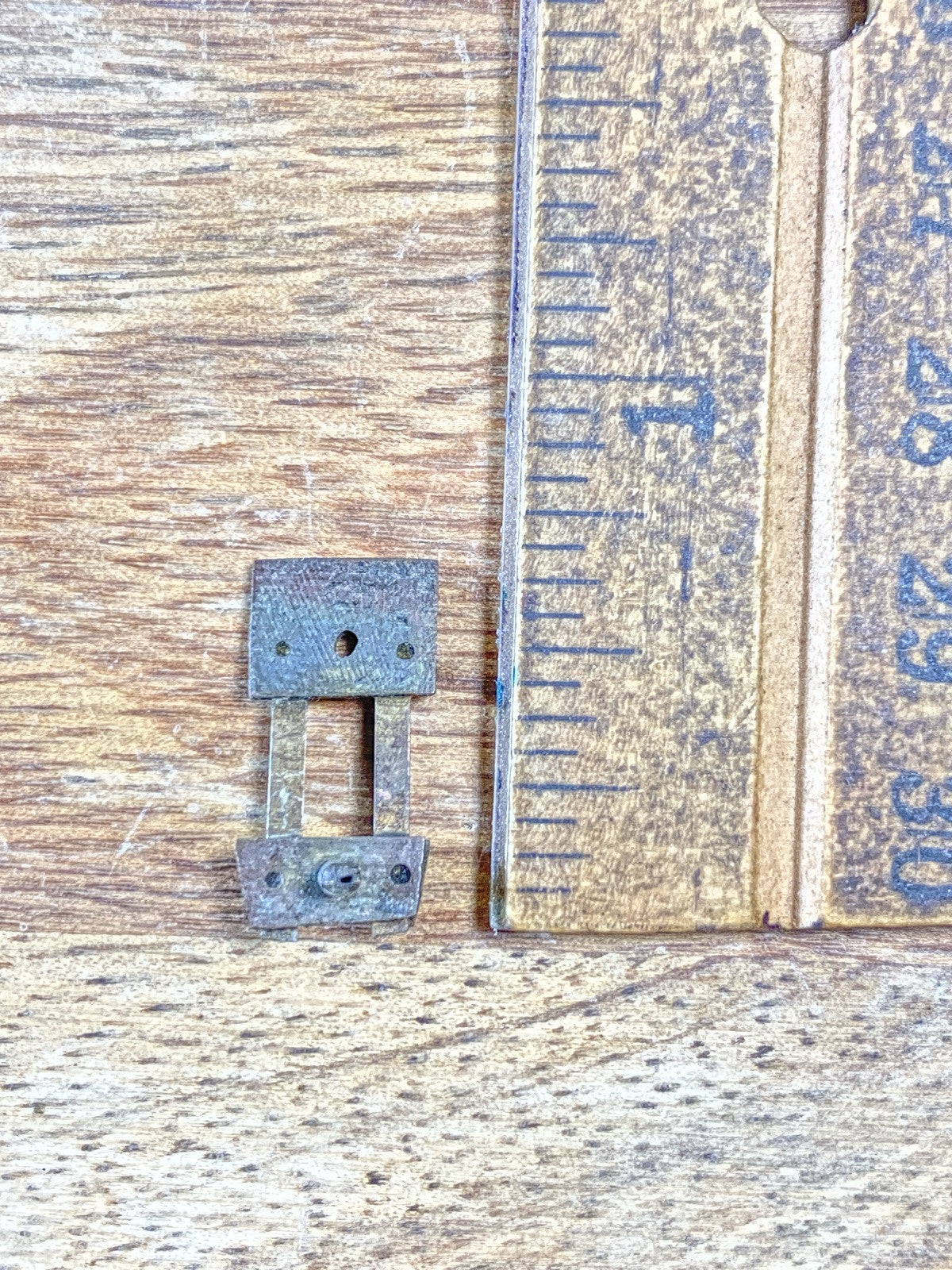 Clock Suspension Spring    (KD2344)