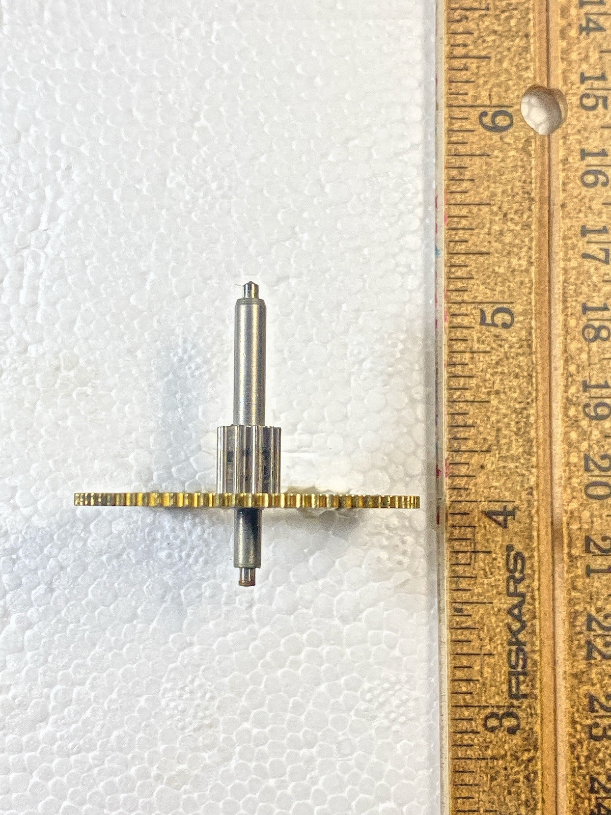 Hermle 351-030 Clock Movement Time Side 2nd Wheel (PL 43cm/104.568) (KD2365)