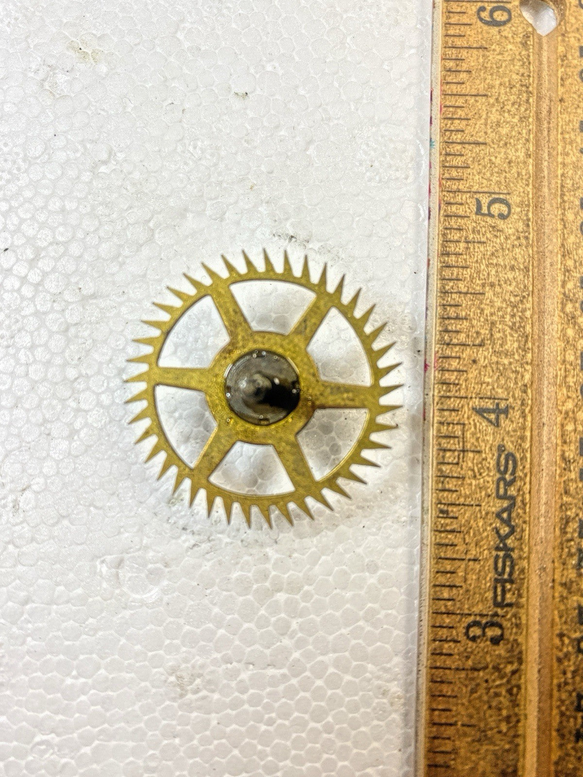 New Haven Clock Movement Escape Wheel (See Pics to ID Movement) (KD2518)