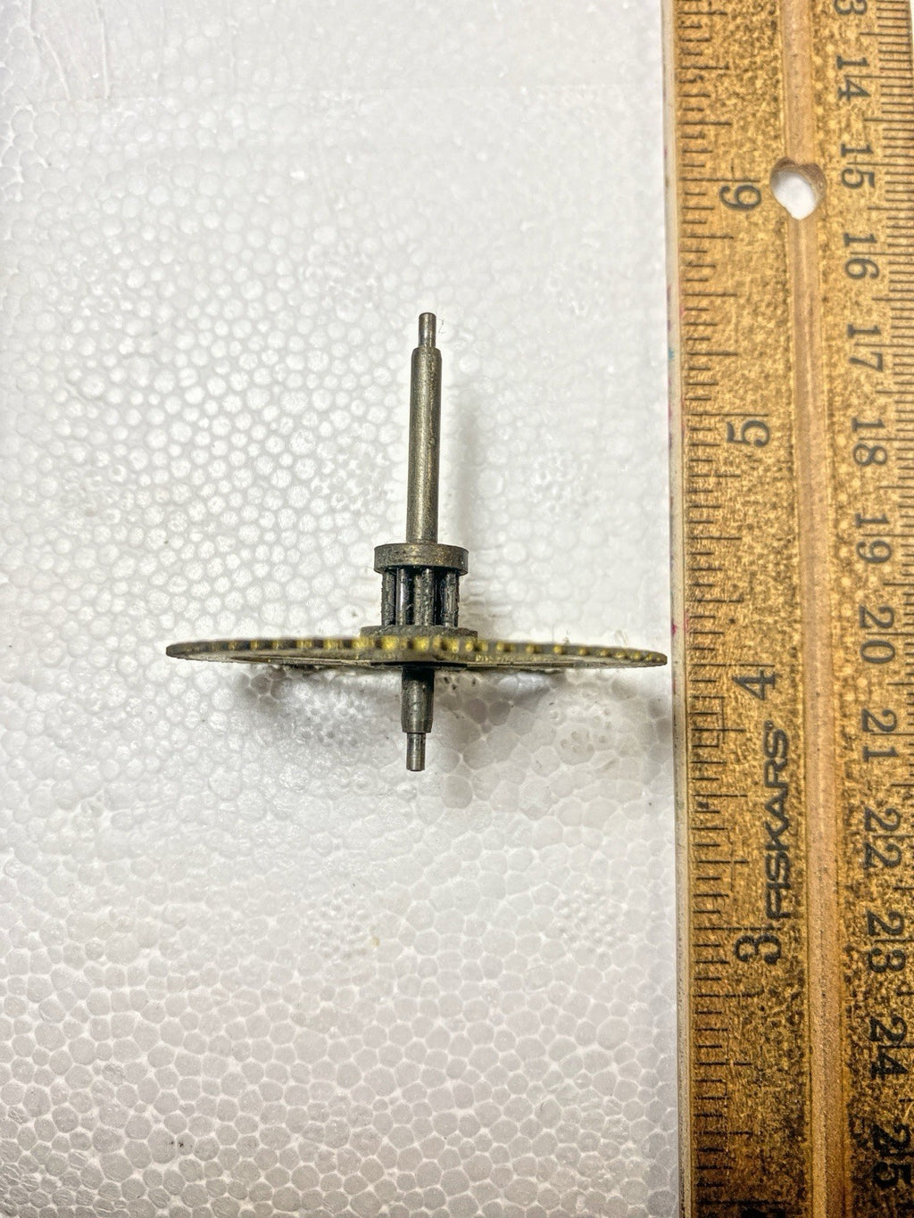New Haven Clock Movement Time Side 2nd Wheel (See Pics to ID Movement) (KD2521)
