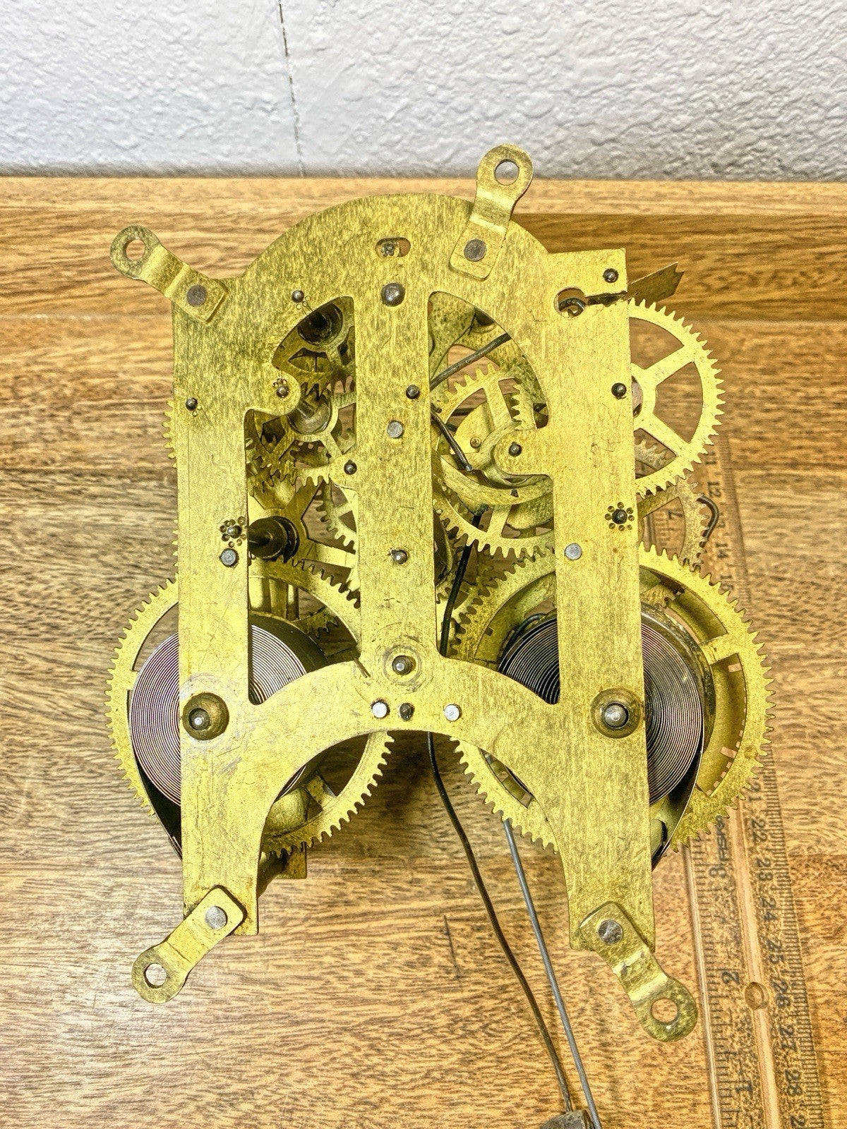 Unmarked Clock Movement Strike Side Fly Wheel (See Pics To ID)  (KD2474)