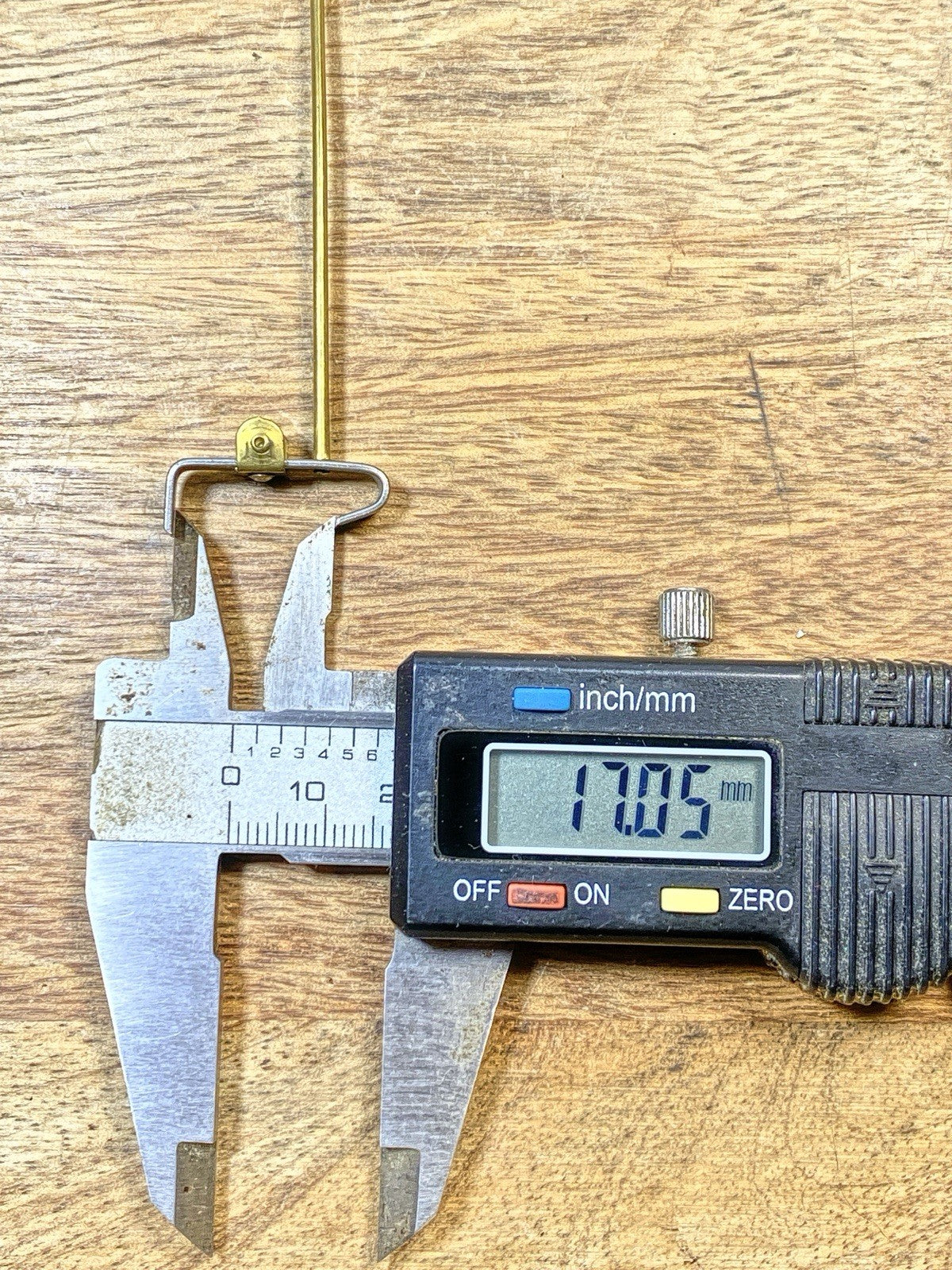 Antique Clock Movement Verge Or Crutch (Measures 17.05mm Between Teeth) (KD2462)